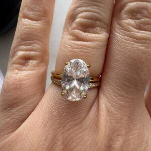 Waterproof wedding ring set (2 rings) size 6 gold